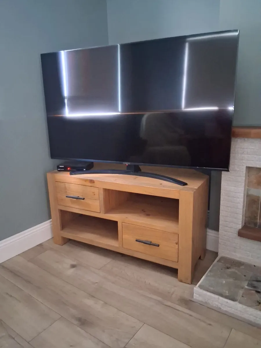 TV and TV Unit - Image 1