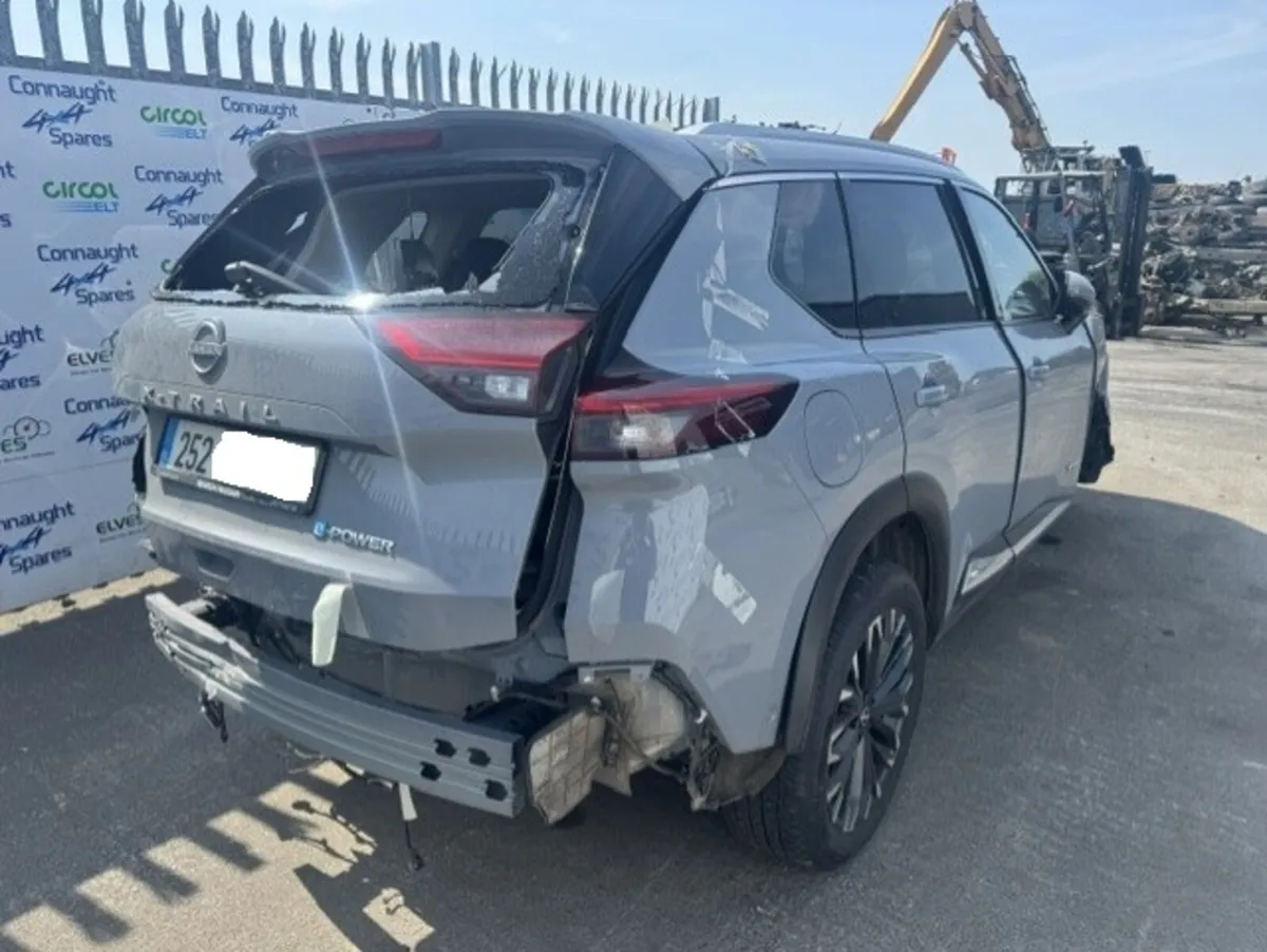 2025 NISSAN XTRAIL 1.5H JUST IN FOR BREAKING - Image 4