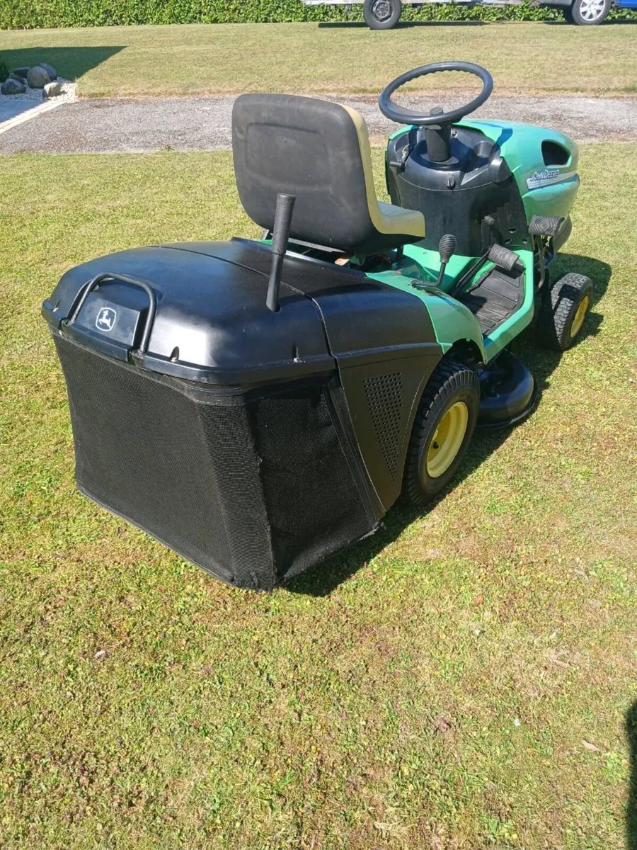 John Deere LR135 hydrostatic - Image 3