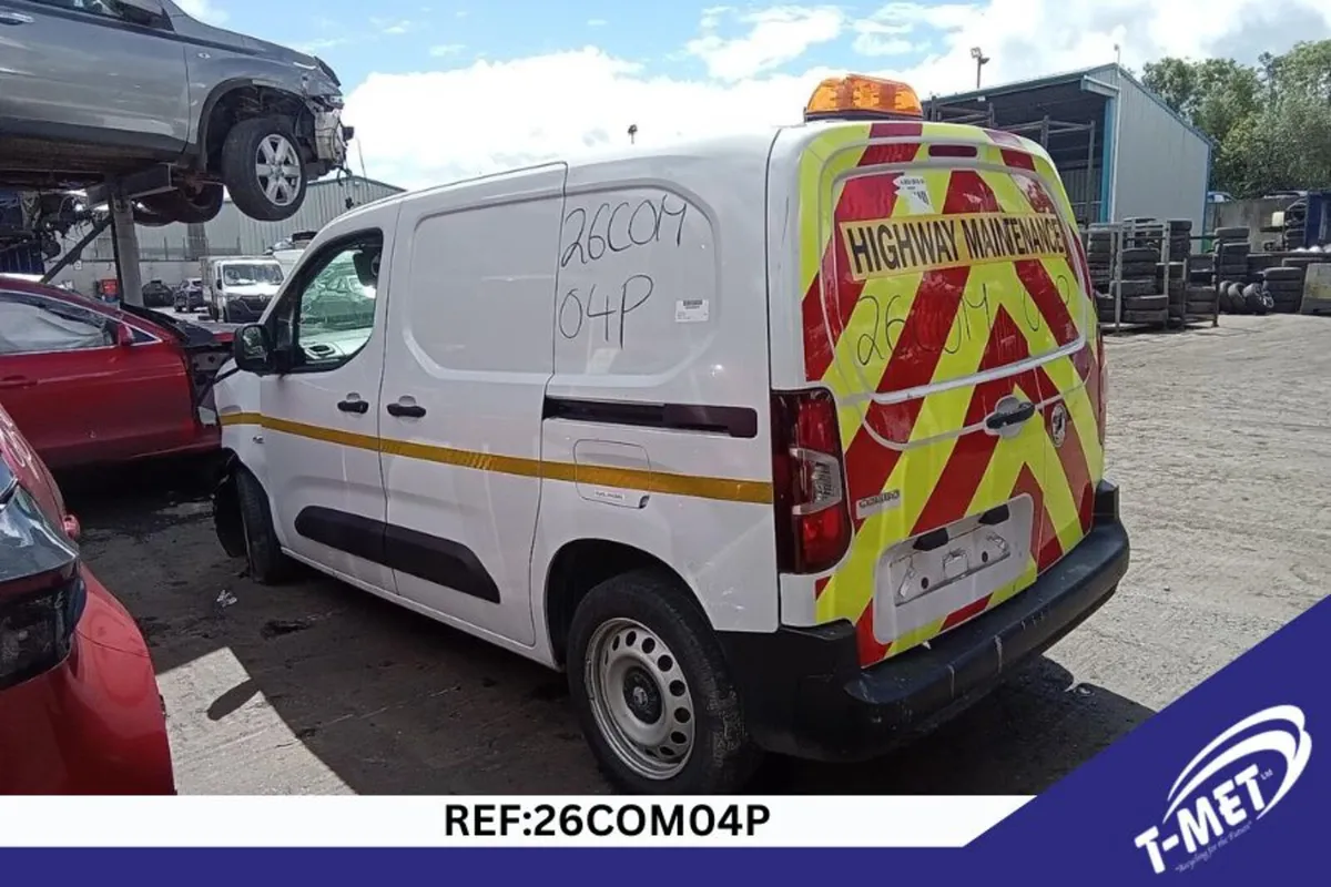 2024 VAUXHALL COMBO BREAKING FOR PARTS - Image 3