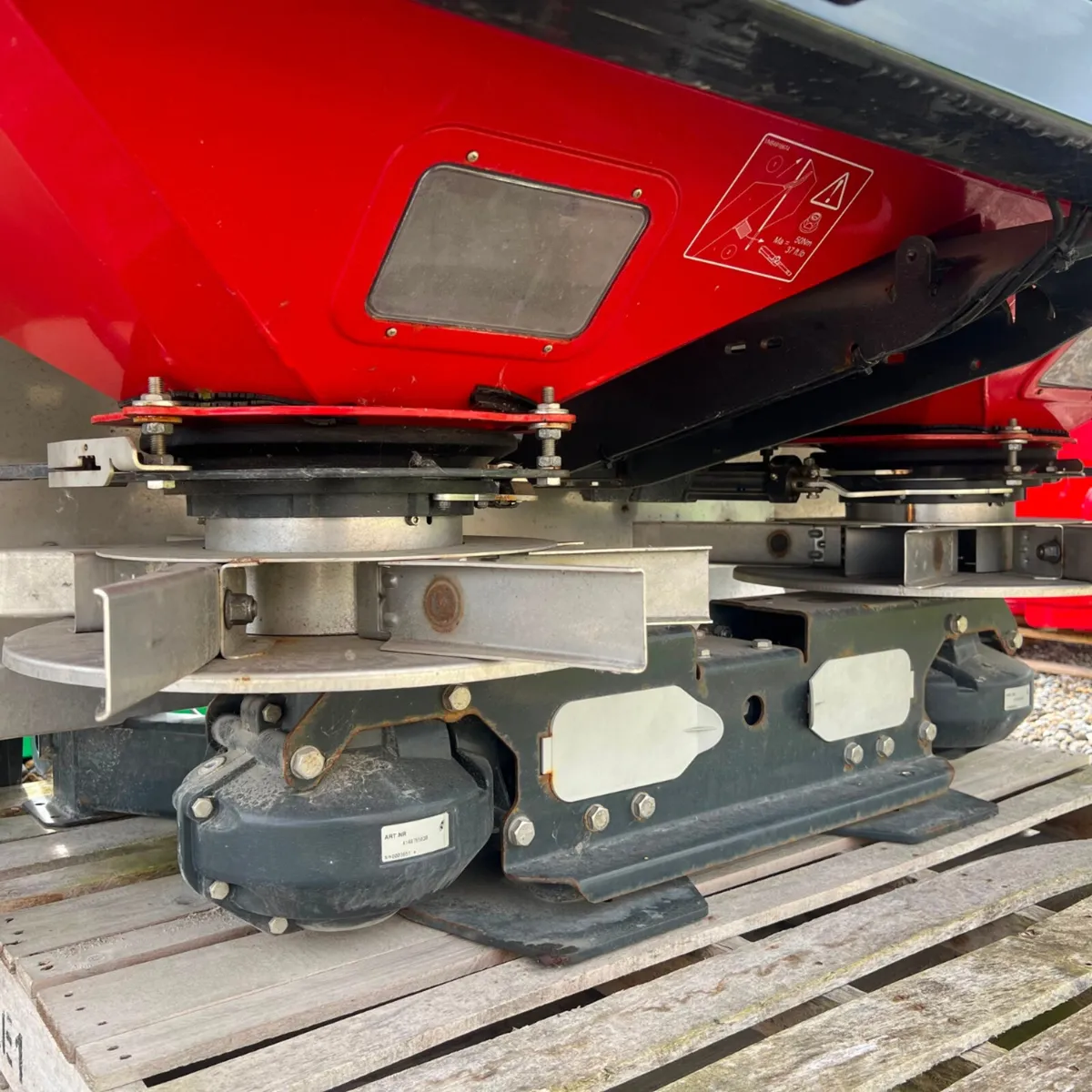 2023 Kverneland Fertiliser Spreader (New) - Image 3