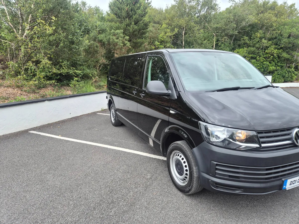 Volkswagen Transporter 2020 - Image 2