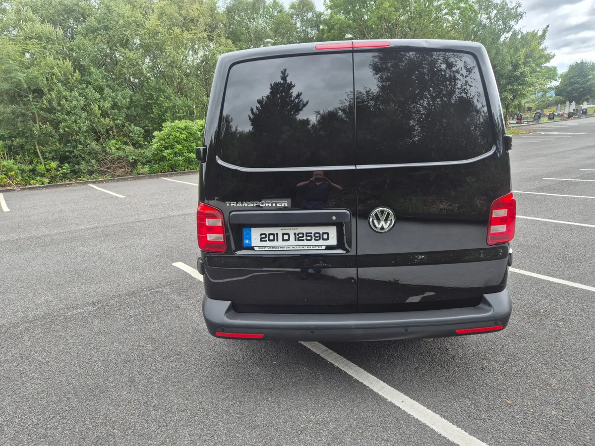 Volkswagen Transporter 2020 - Image 4