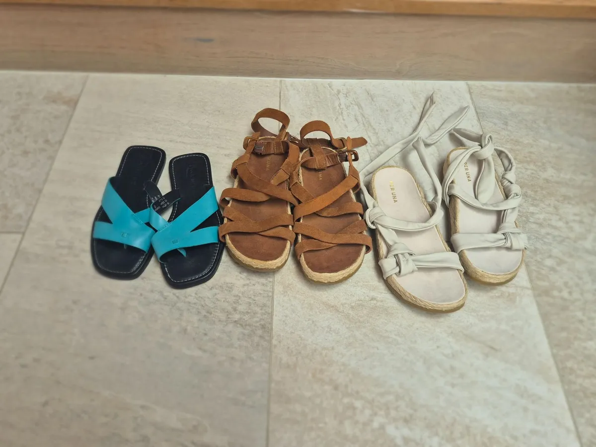 Leather shoes for sale x 3 pairs - Image 4