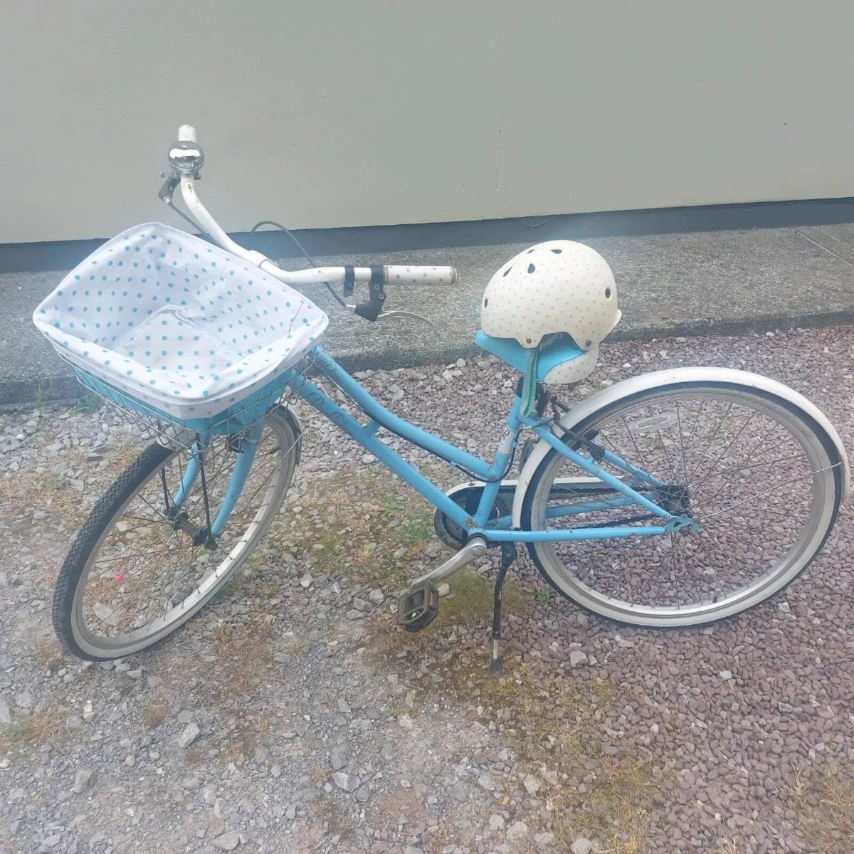 Girls bike - Image 3