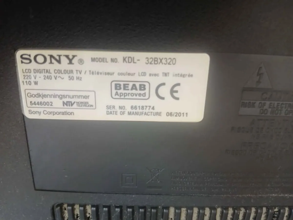 Sony T.V - Image 3