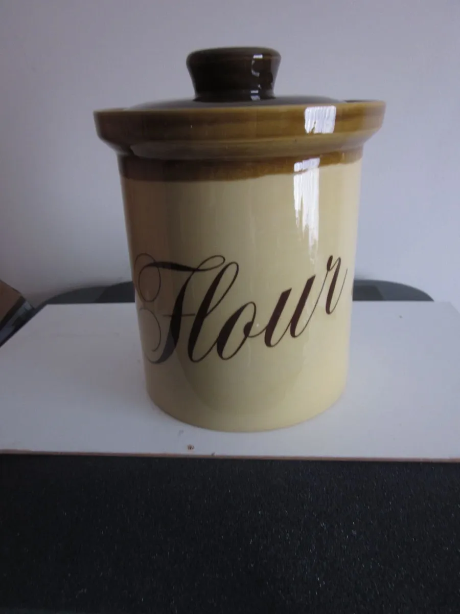 TG Green "Granville" Floure Ceramic Lidded Jar - Image 1