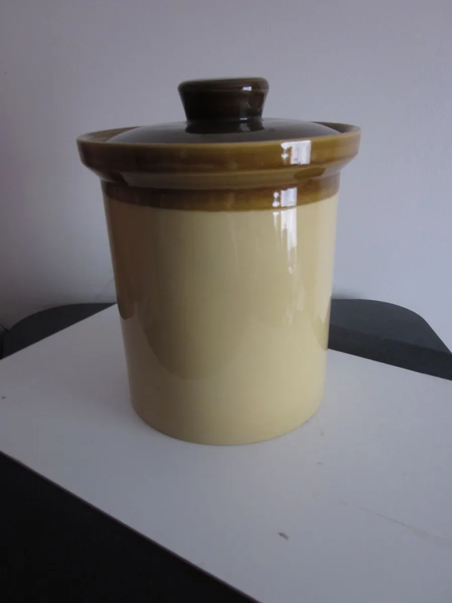 TG Green "Granville" Floure Ceramic Lidded Jar - Image 3