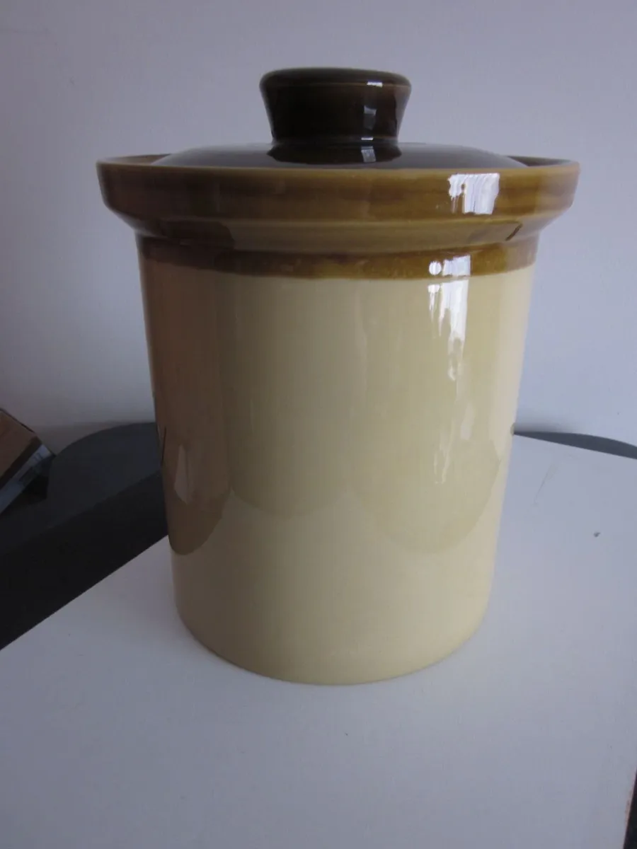 TG Green "Granville" Floure Ceramic Lidded Jar - Image 4