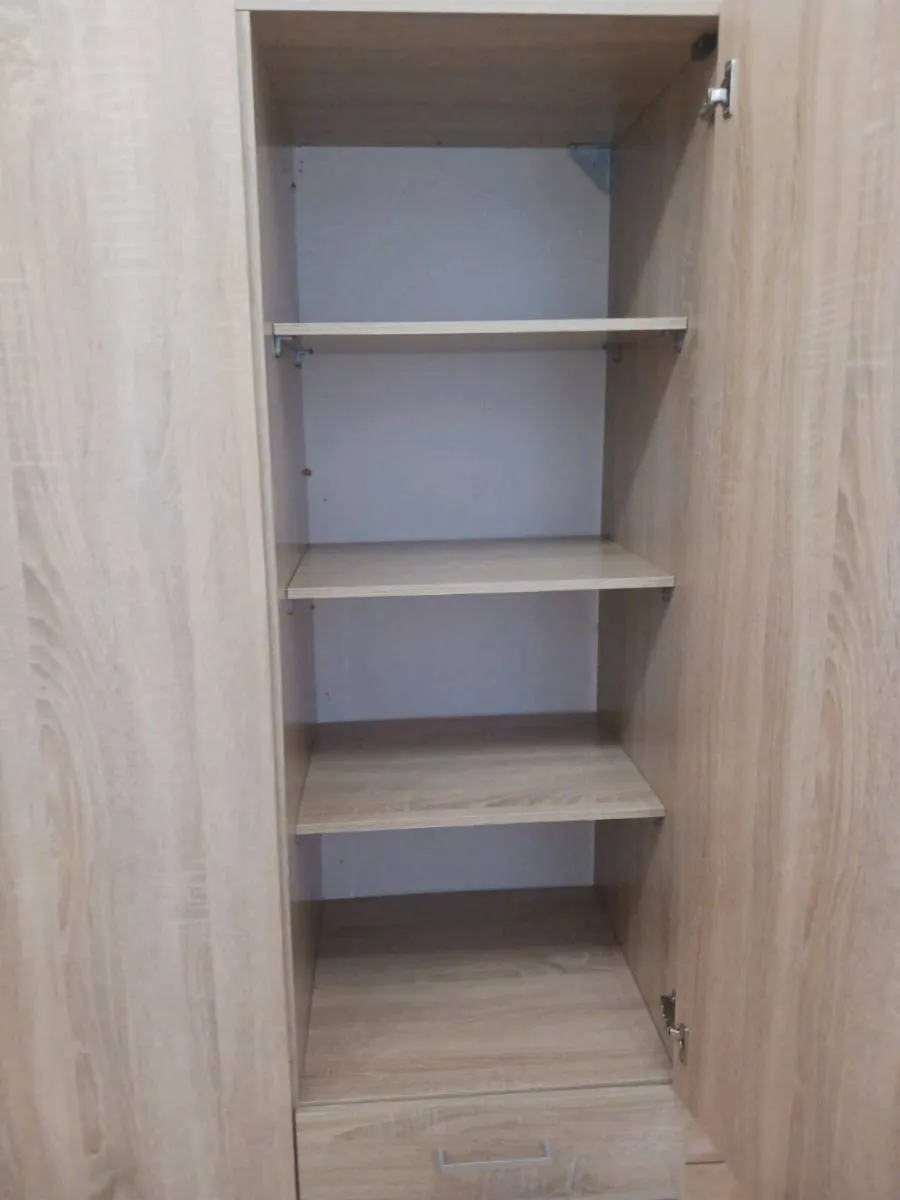 Wardrobe - Image 3