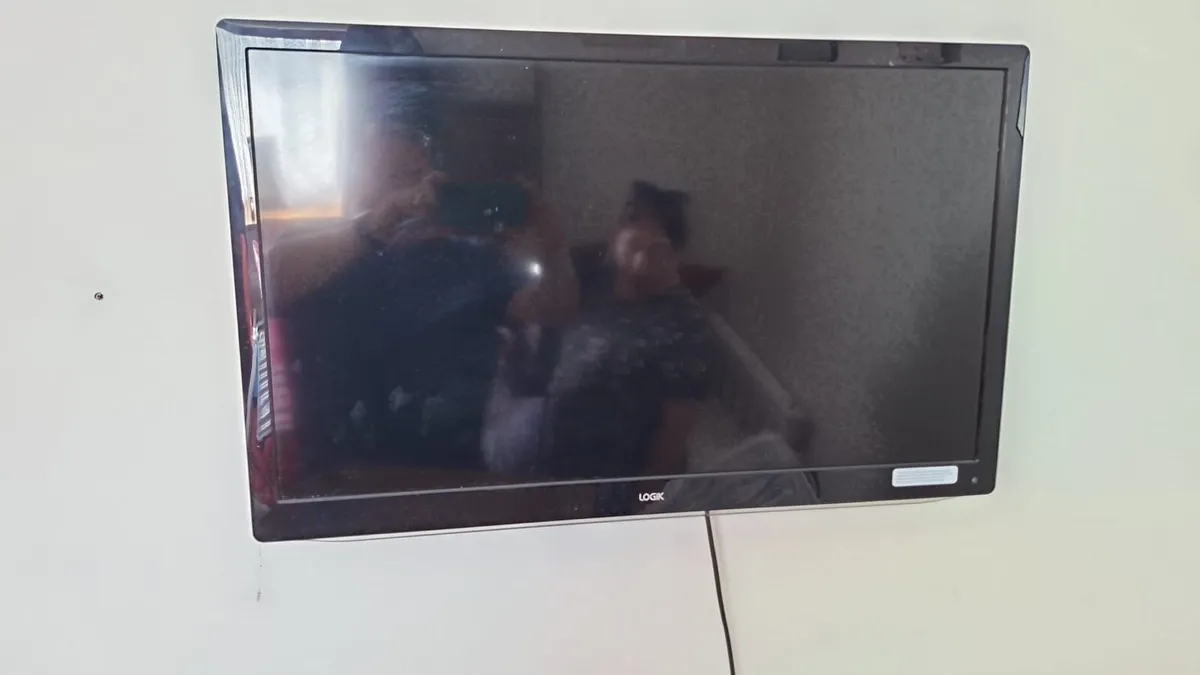 32” TV - Image 1