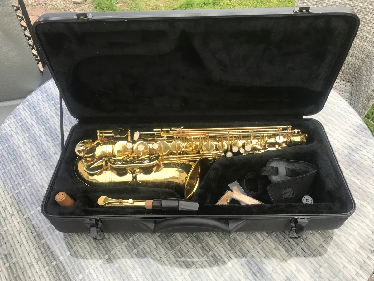 Saxophone - Image 2