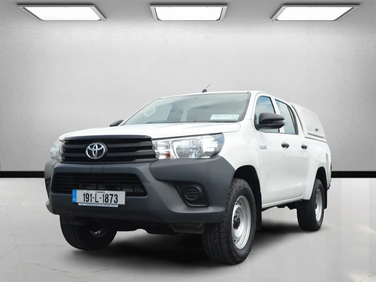 Toyota Hilux 2019 active with canopy - Image 3