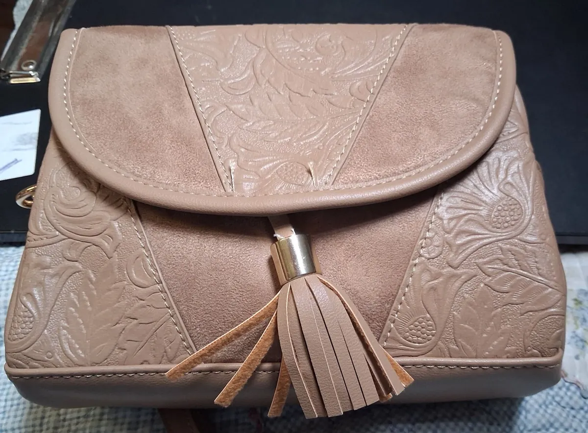 Make-up/toiletry bag