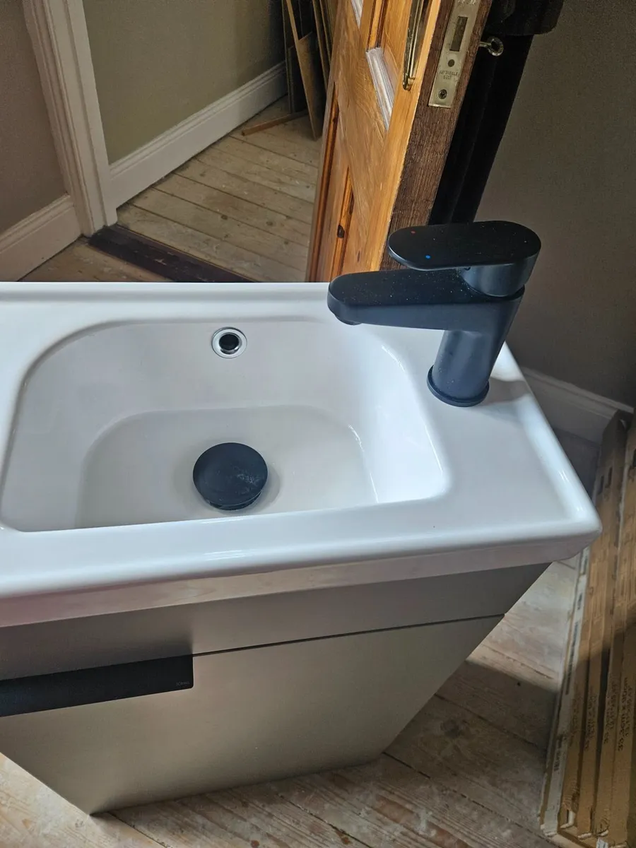 Sink - Image 1