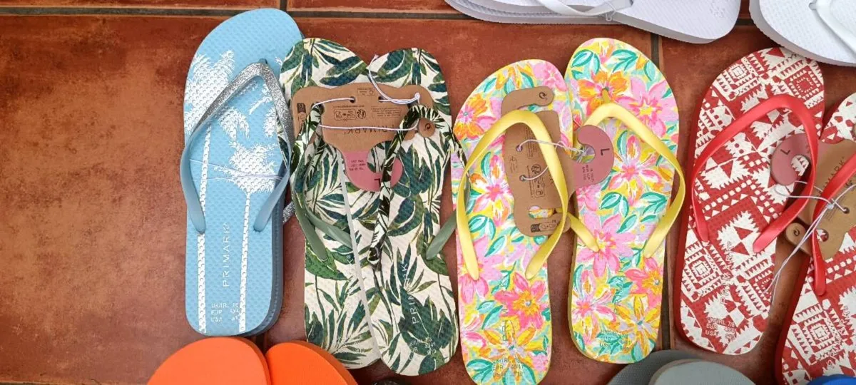 Flip flops brand new - Image 2