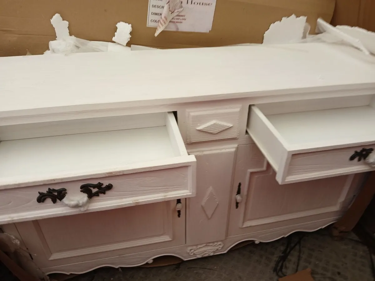 Cabbinet dresser traditional old style new deliver - Image 1