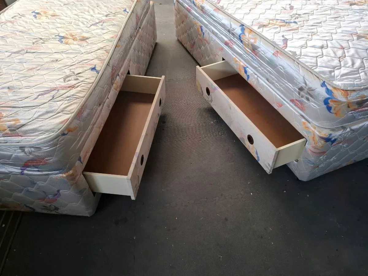 2 NoSingle beds - Image 1