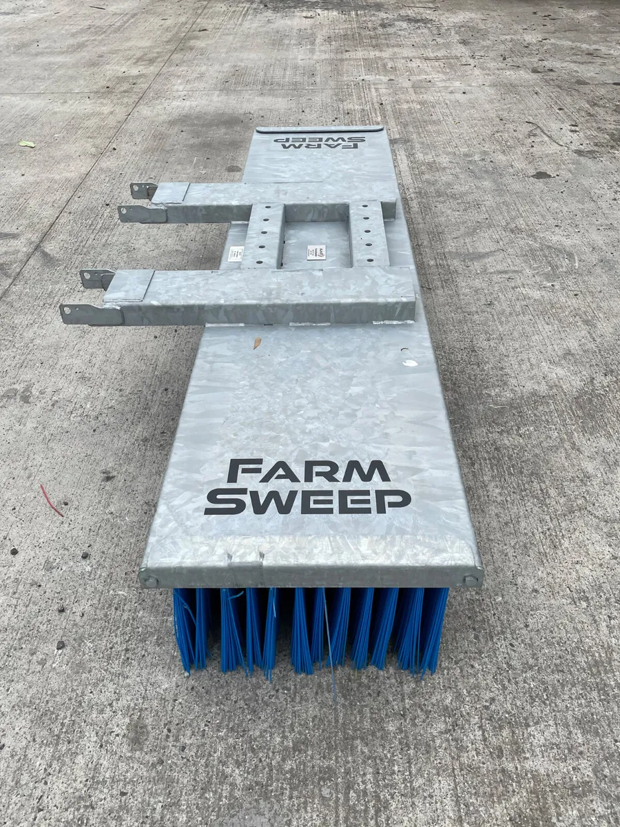 Almat Farm Sweep Brush - Image 4