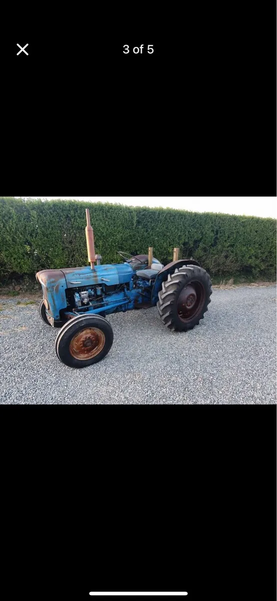 Fordson dexta live drive oringal - Image 2
