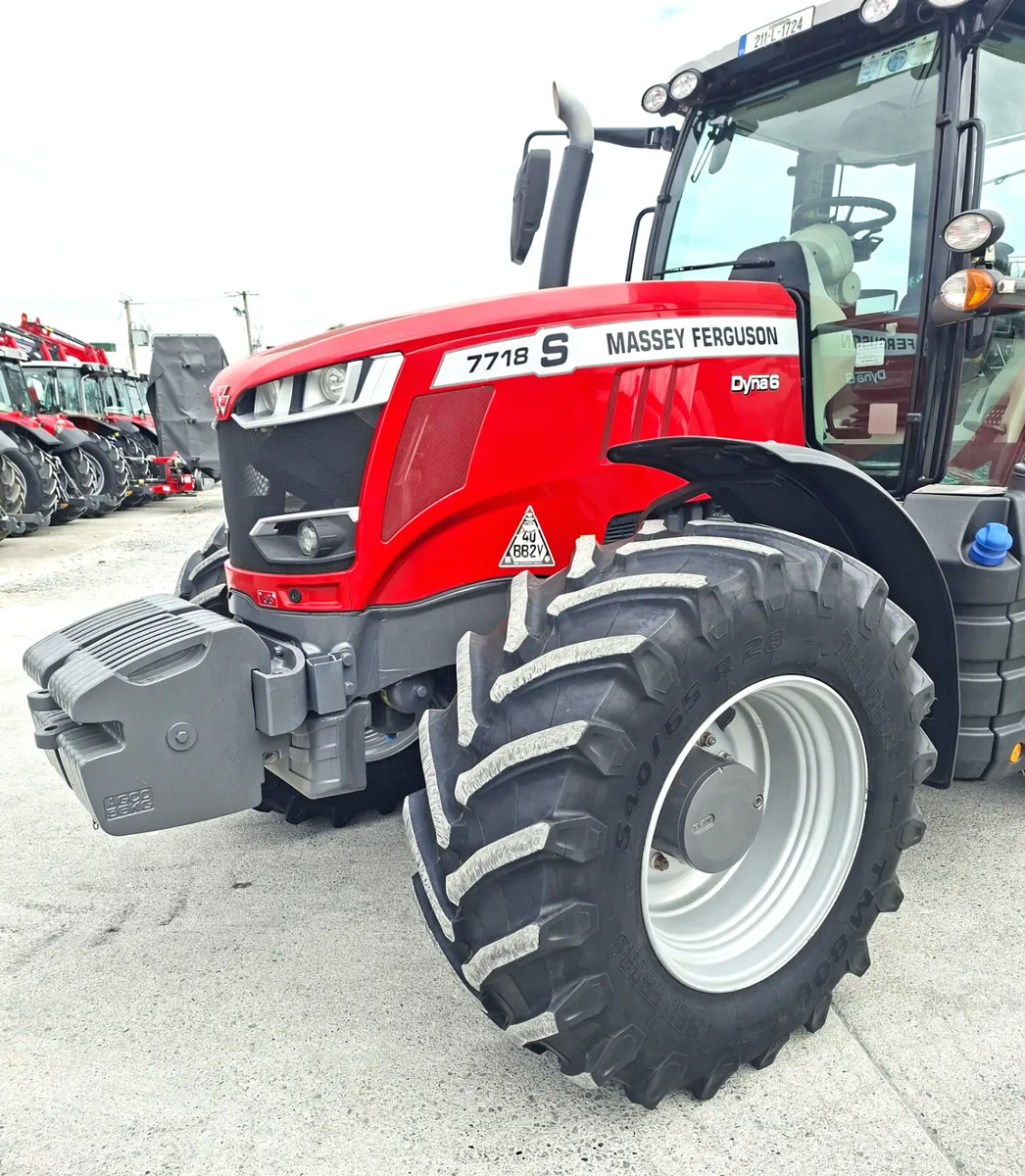 MASSEY FERGUSON 7718S - Image 2
