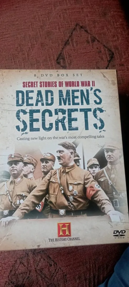 DEAD MEN'S SECRETS " 8 DVD BOX SET - Image 1