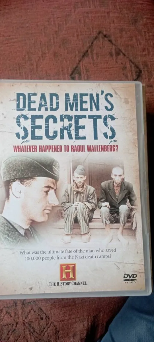 DEAD MEN'S SECRETS " 8 DVD BOX SET - Image 2