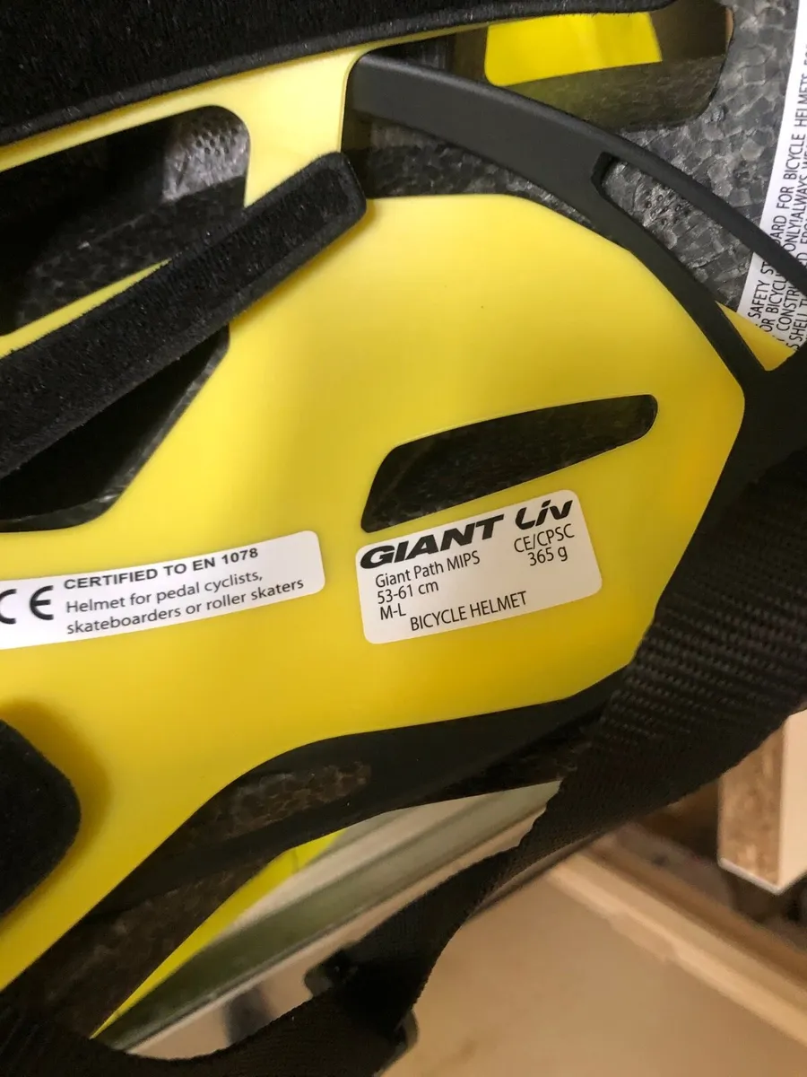 Bicycle helmet - Image 3