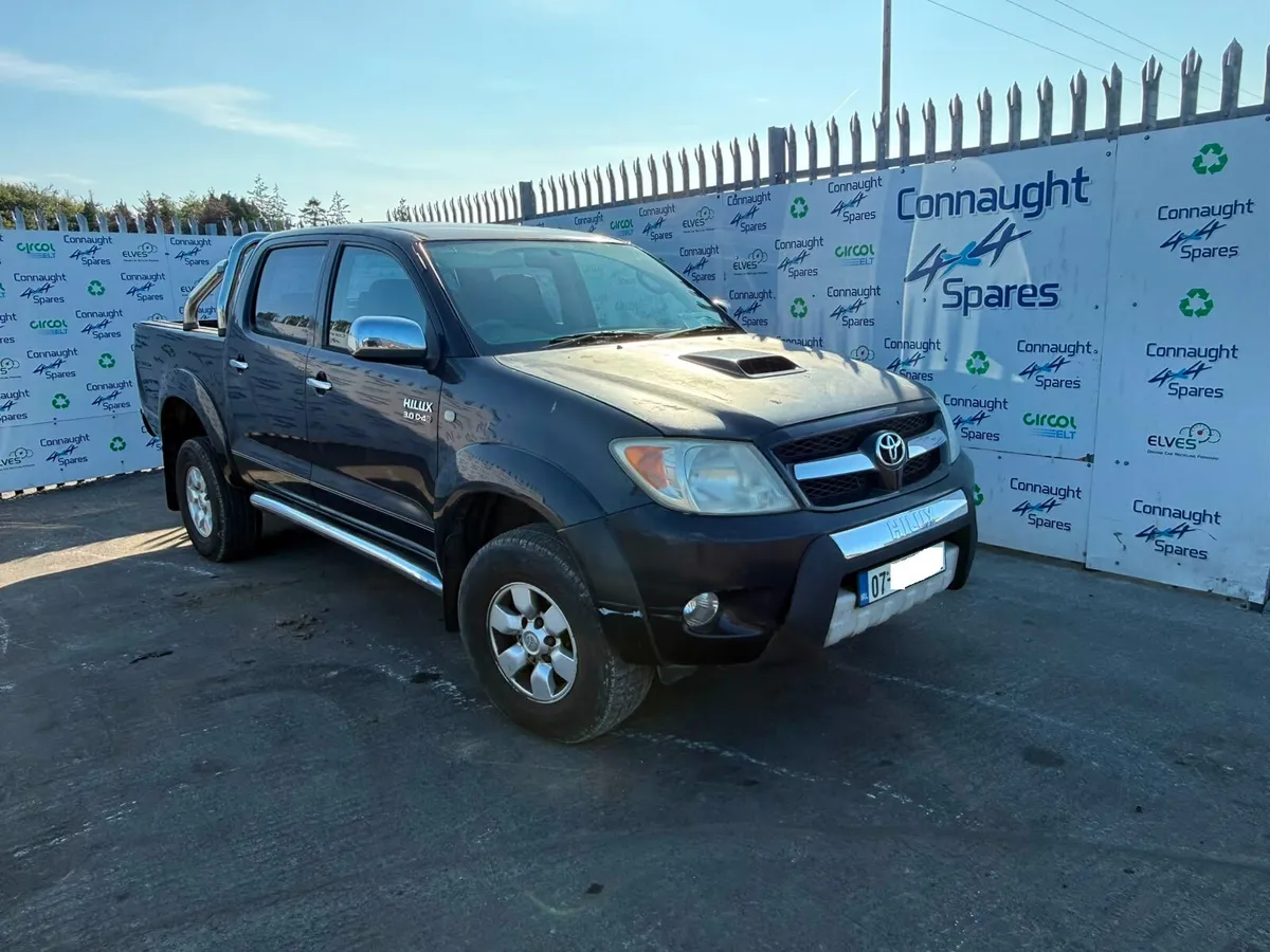 2007 TOYOTA HILUX 3.0D JUST IN FOR BREAKING - Image 1
