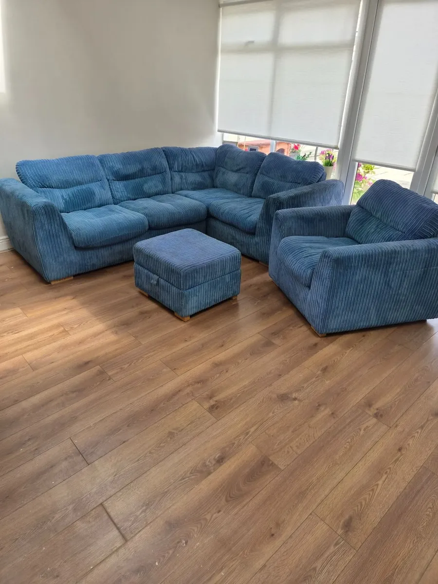 3 piece corner Suite - Image 2
