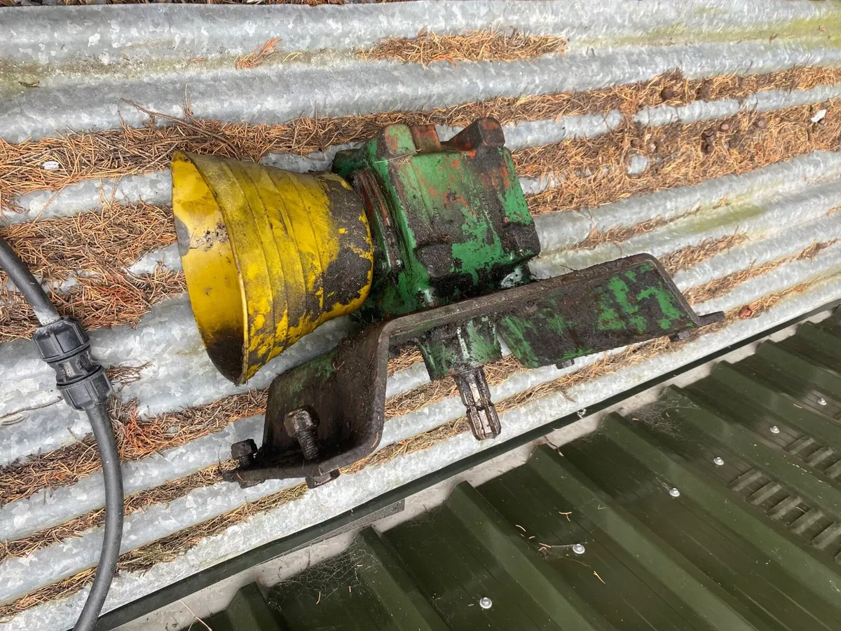 Right angle PTO box  and skids - Image 3
