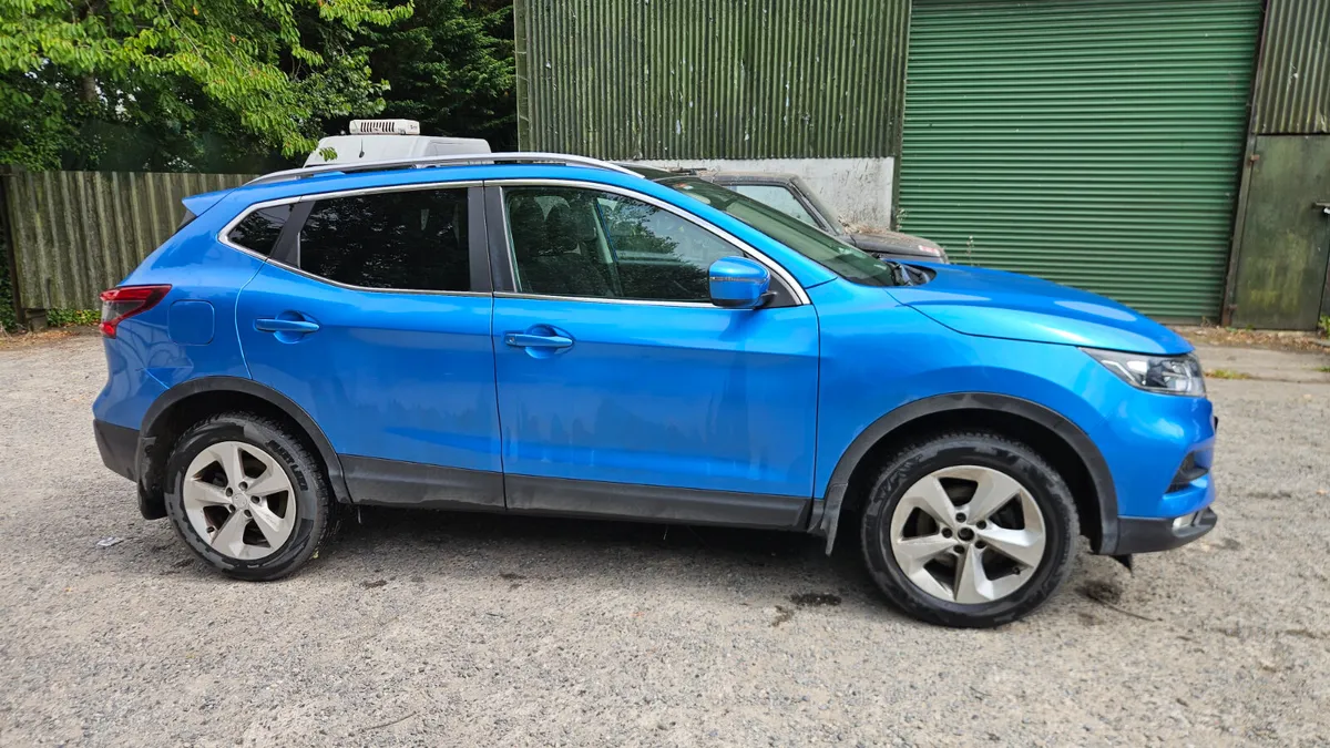 Nissan Qashqai 2018 1.5d  Pan roof nct 2028 - Image 3
