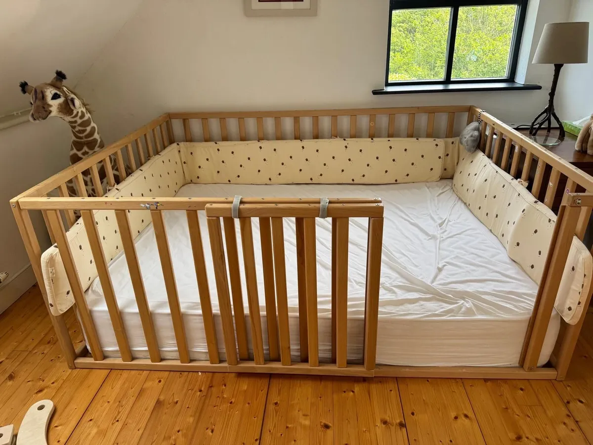 Montessori Floor bed / Play pen - Image 1