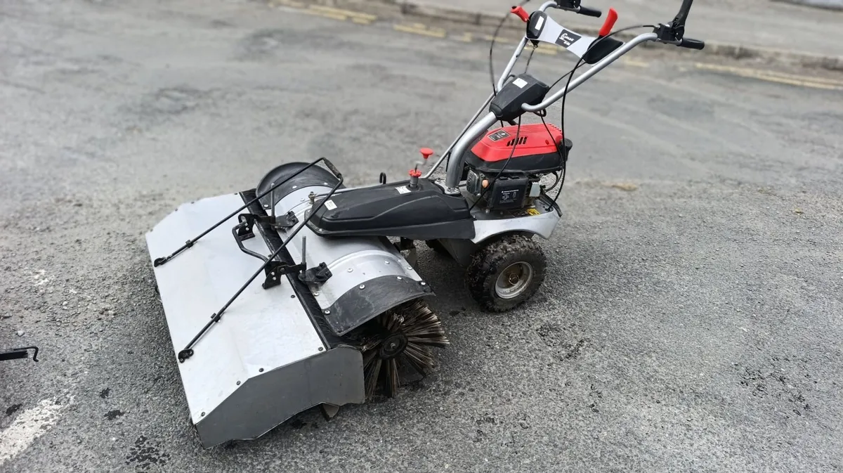 Road sweeper/ snow sweeper - Image 2