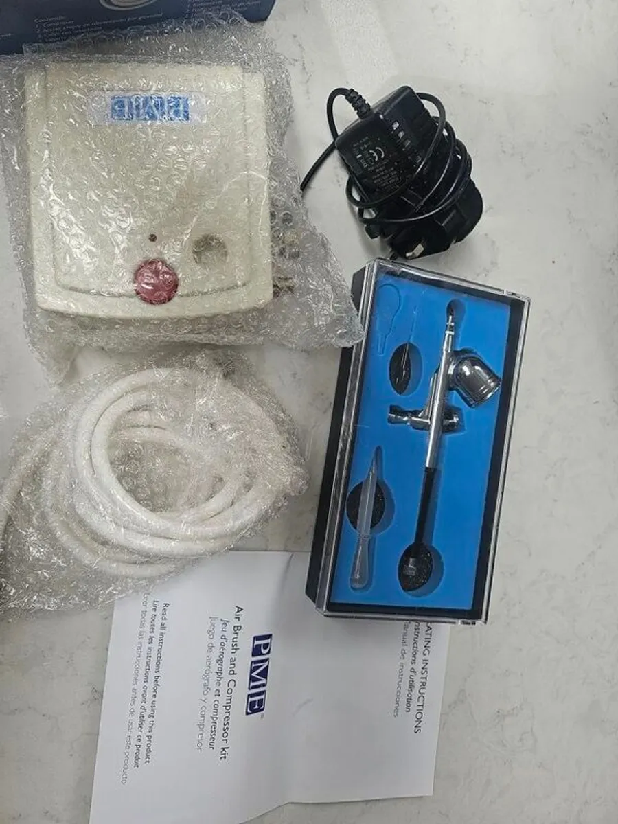 PME Air Brush & Compressor Kit - Image 2