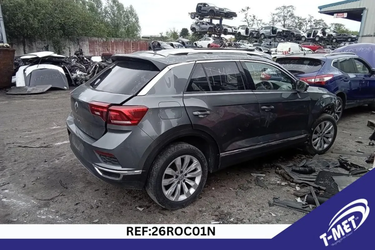 2019 VOLKSWAGEN T-ROC BREAKING FOR PARTS - Image 2