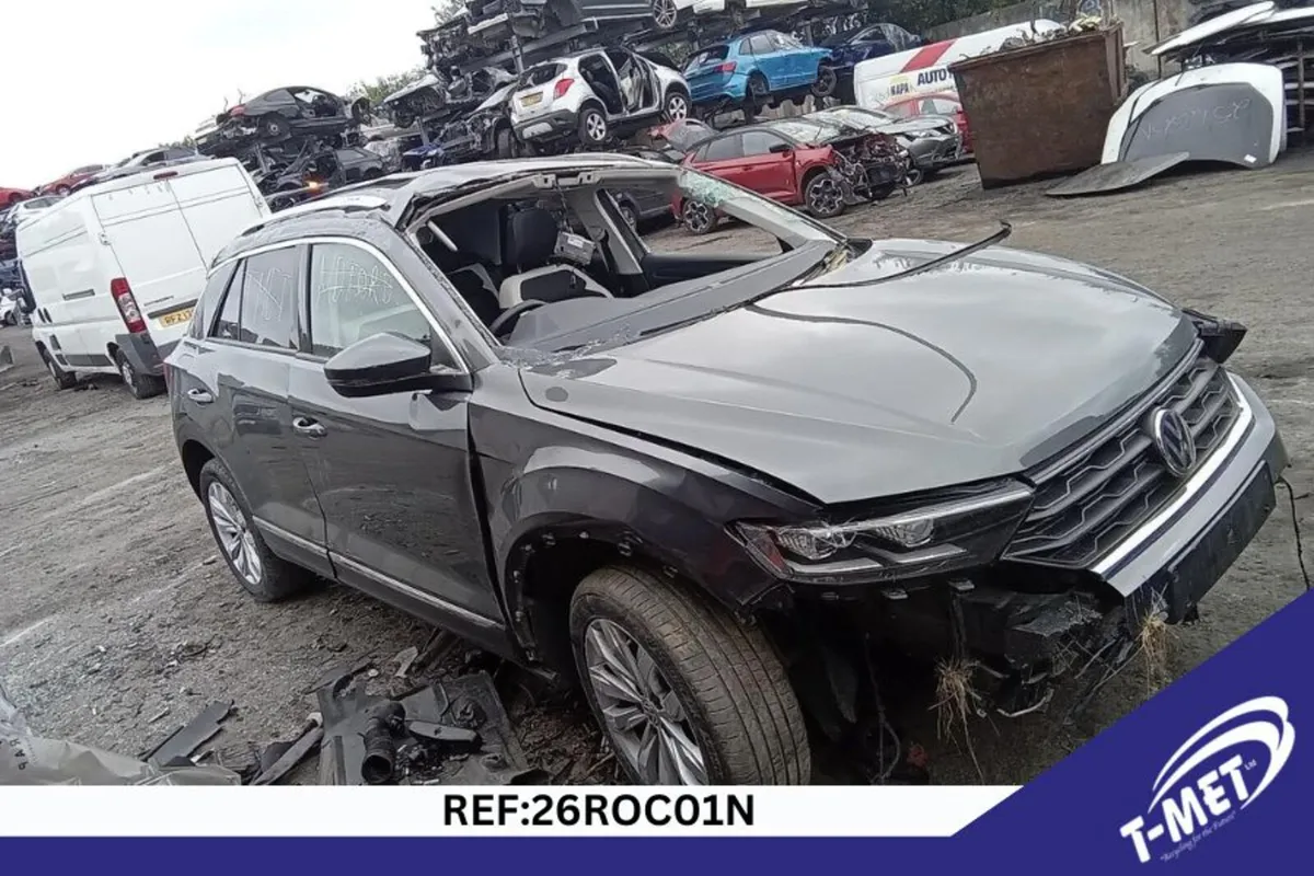 2019 VOLKSWAGEN T-ROC BREAKING FOR PARTS - Image 4