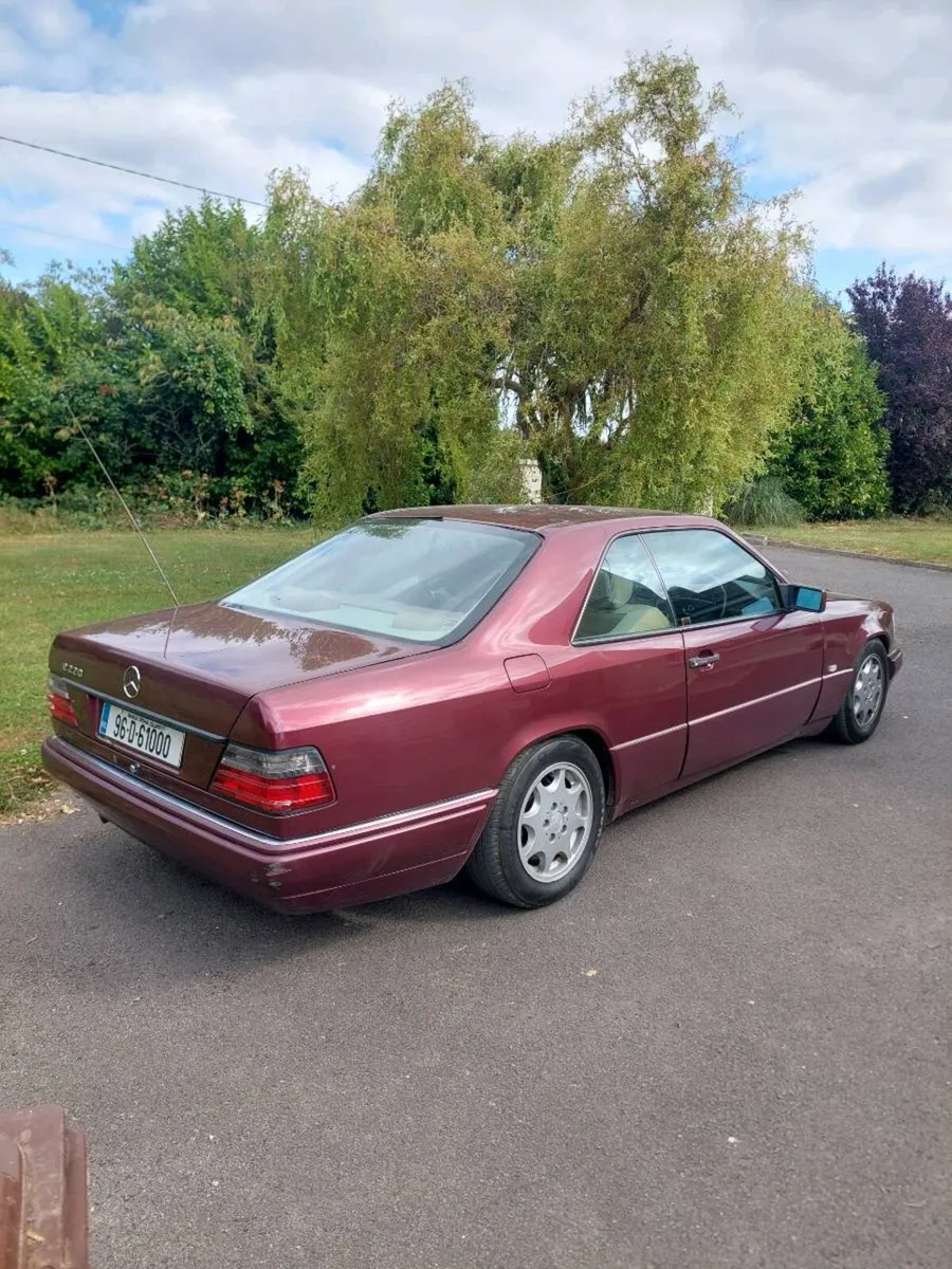 Mercedes - Image 3