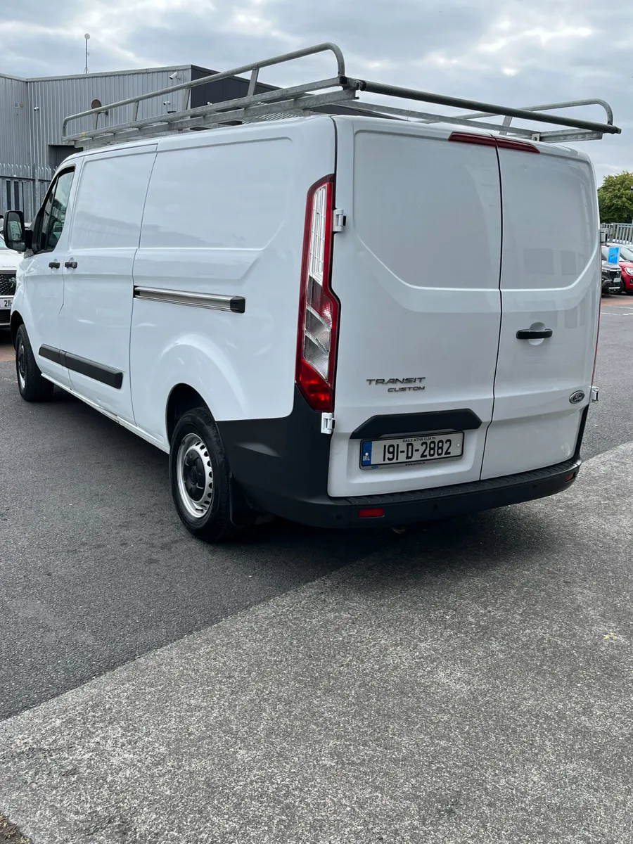 Ford Transit Custom 2019 LWB TRADE SALE - Image 4