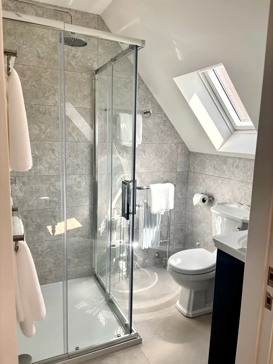 1 Bedroom Self Contained Cottage for Rent - Image 4