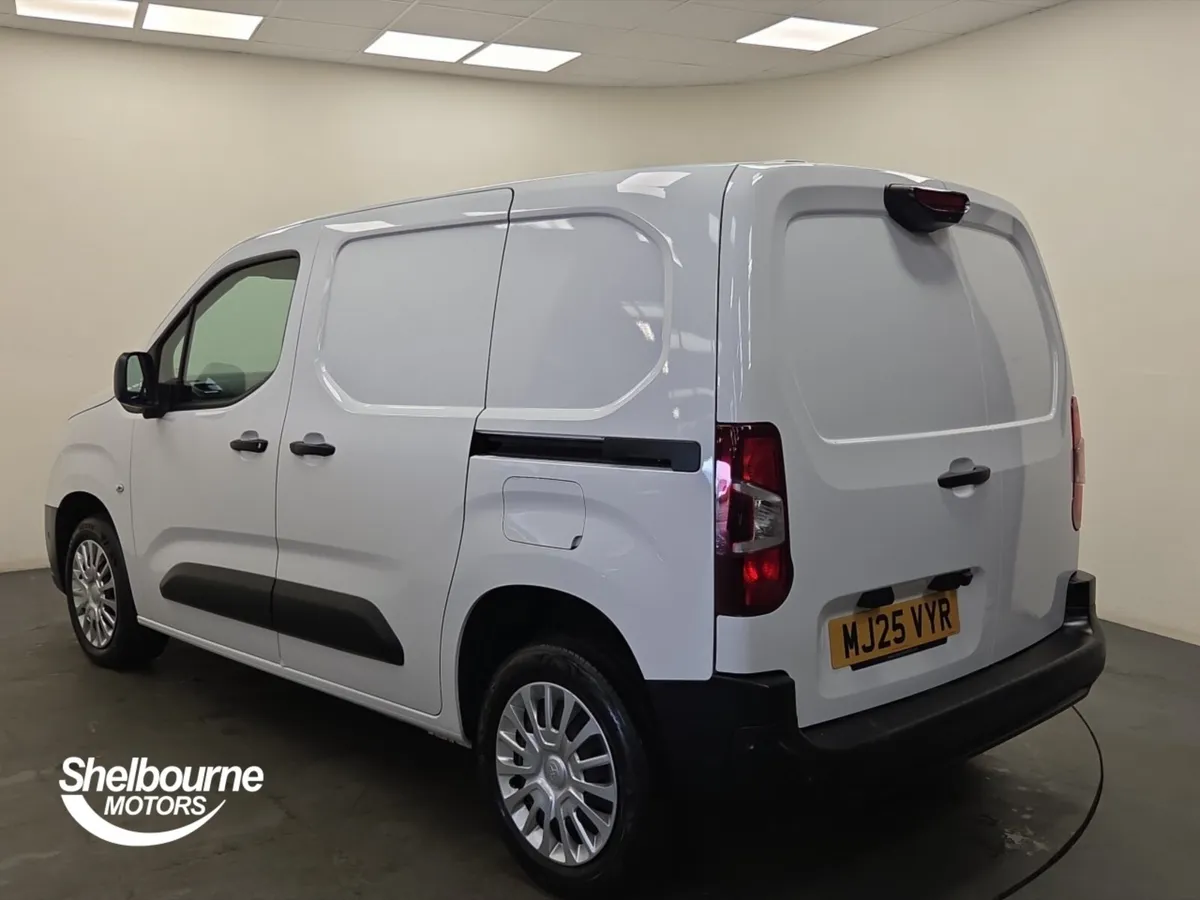 Toyota Proace City L1 Diesel Icon - Image 2
