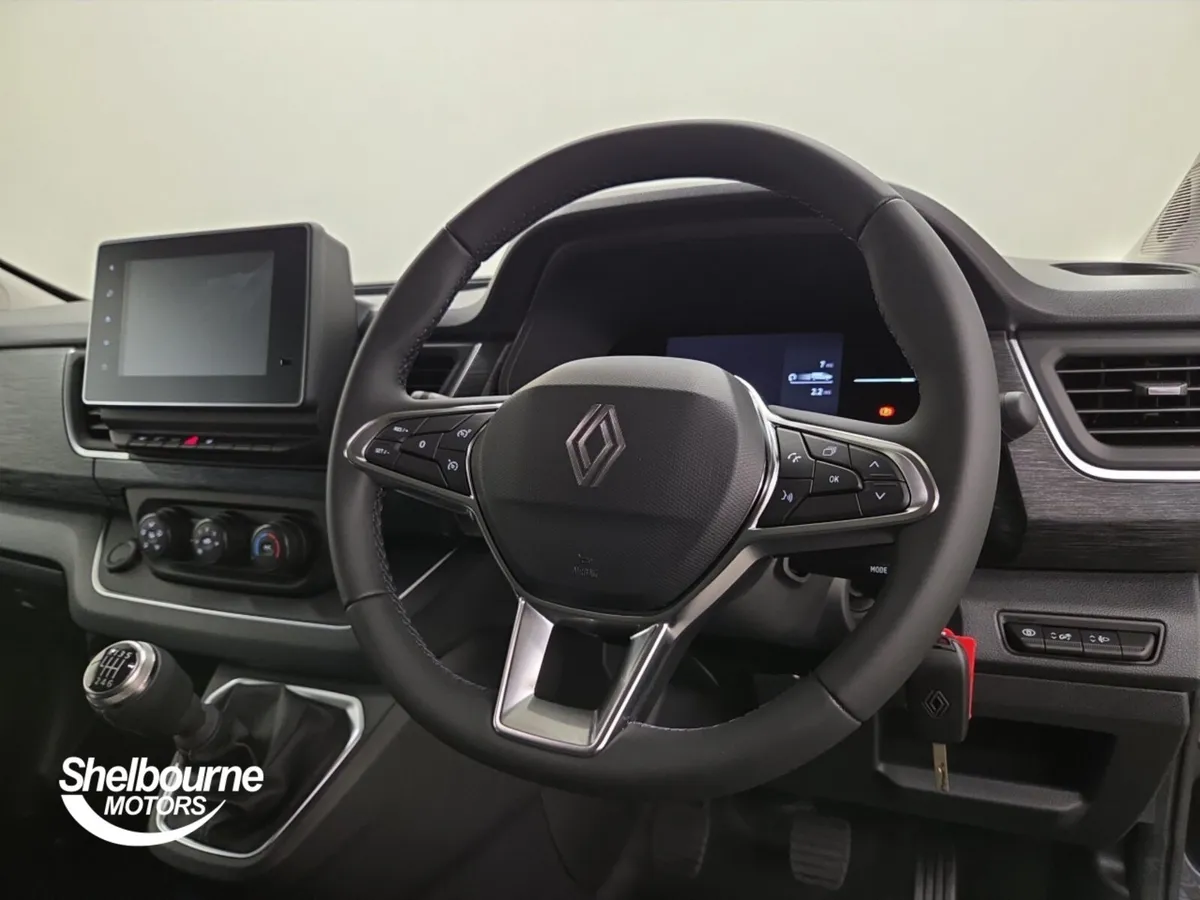 Renault Trafic Lwb Diesel Extra - Image 4
