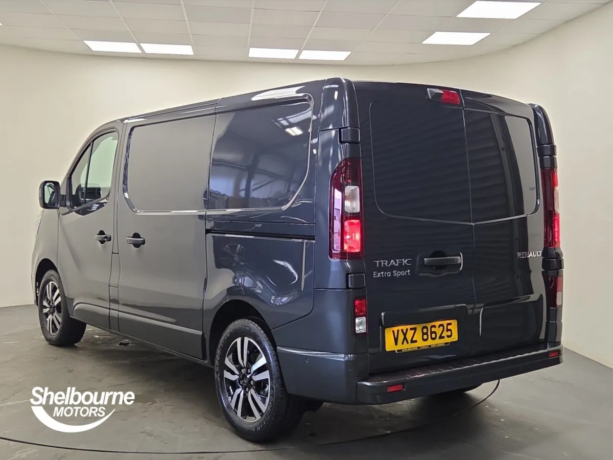 Renault Trafic Swb Diesel Extra Sport - Image 2