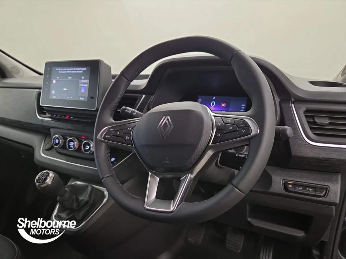Renault Trafic Swb Diesel Extra Sport - Image 4