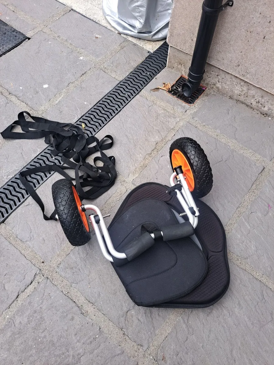 Kayak - Image 2