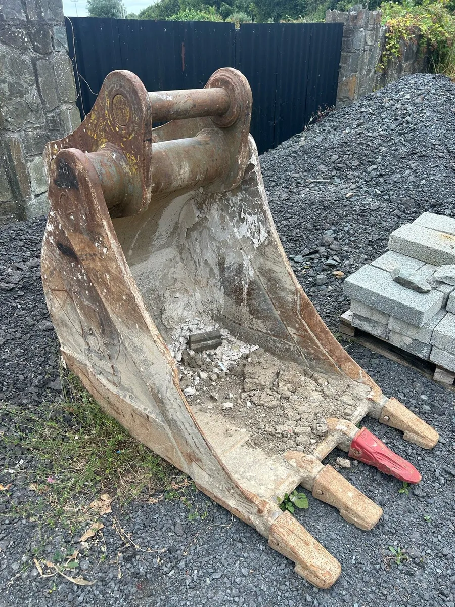 100mm 36” Bucket - Image 1
