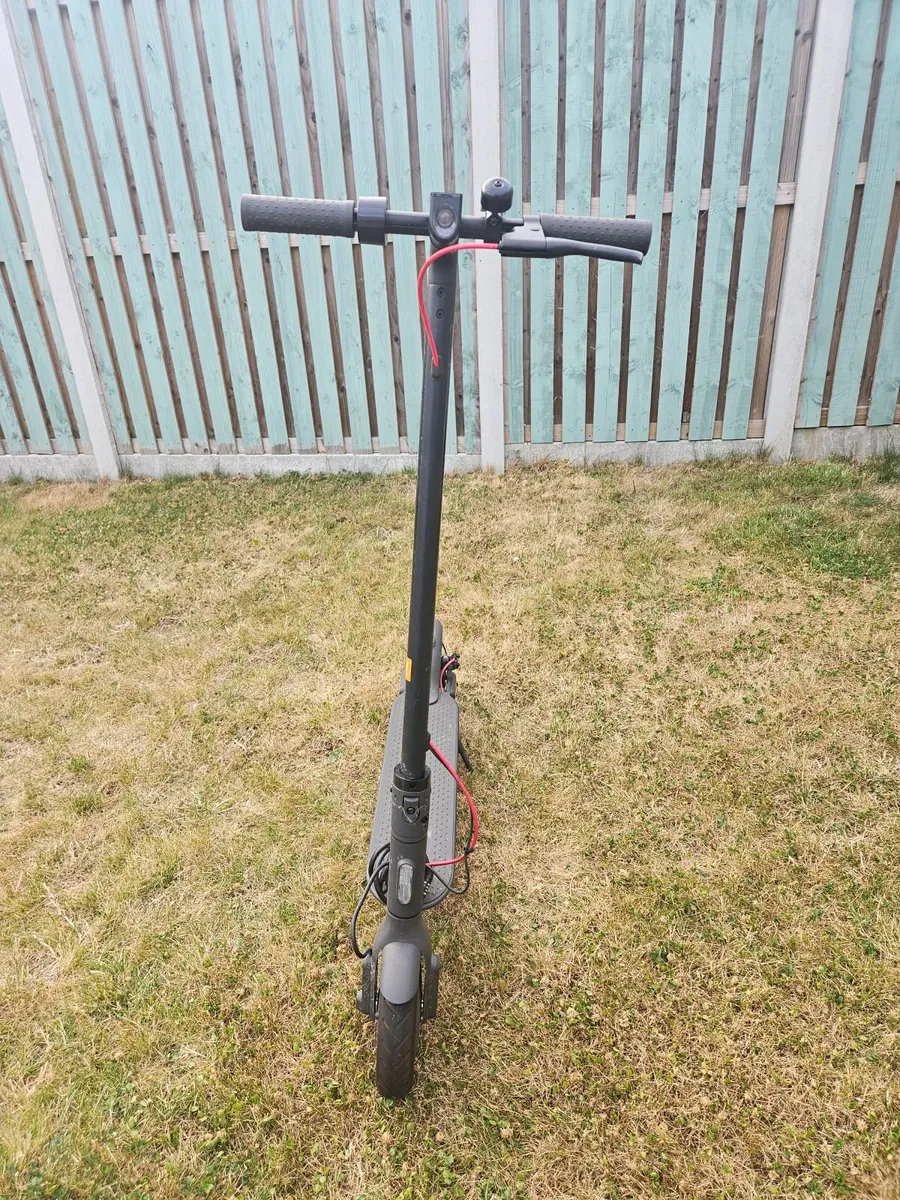 Xiaomi Pro 2 Electric Scooter - Image 3