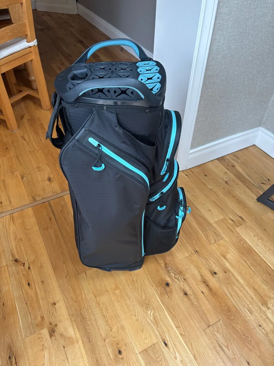 Ogio Callaway AE Cart Bag- Retail Price €350 - Image 2