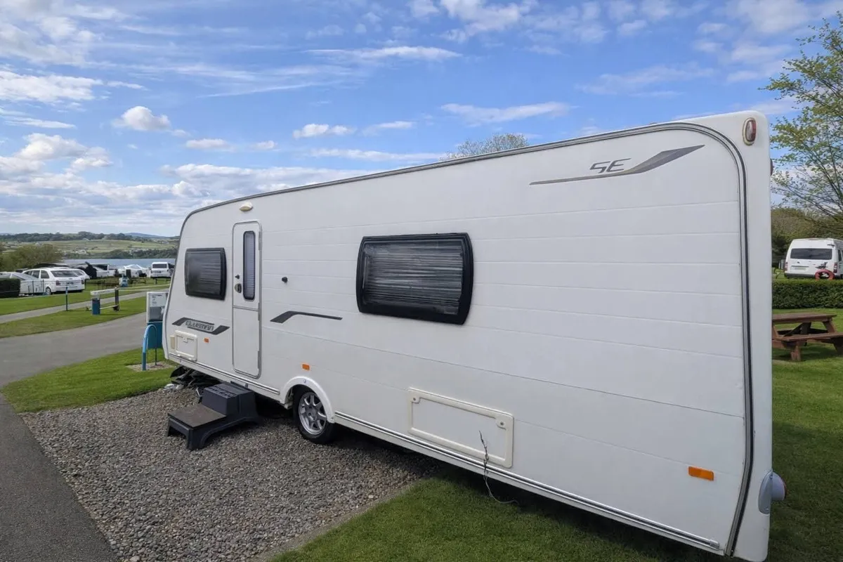 Caravan - Clubman SE37 - Image 4