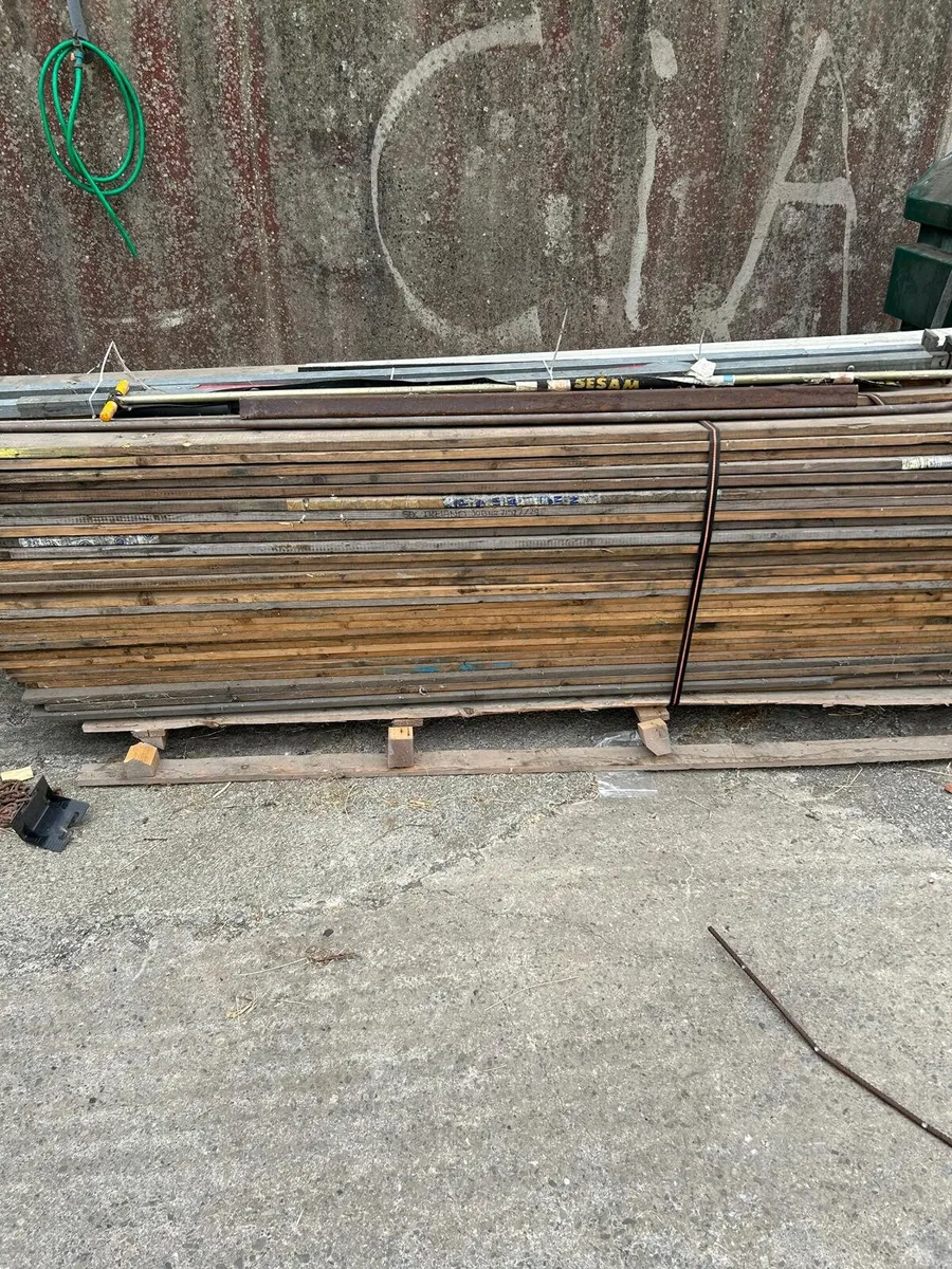 Ramp, truck tyres, air compressor, light bar/spot - Image 4